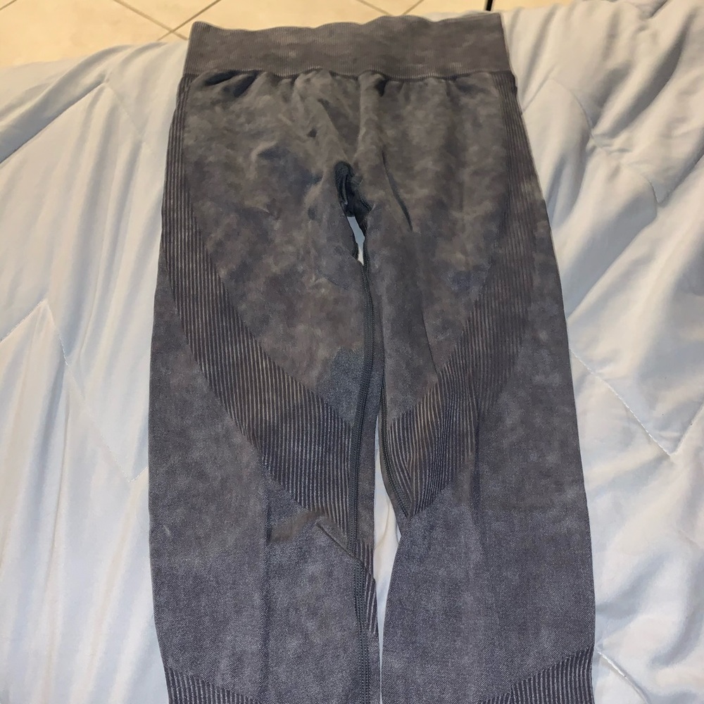 Victoria secret seamless pink leggings size small